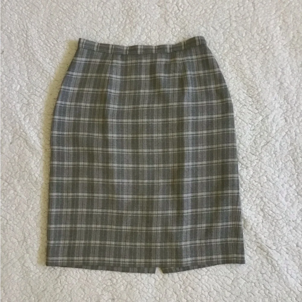 Gray/Sage Green Plaid Skirt Set - Picture 4 of 9